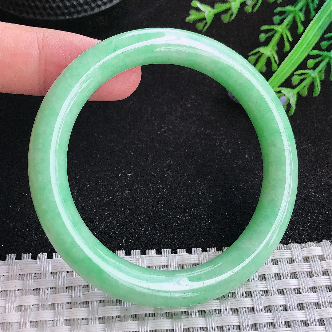 自然光51.5/9.2/8.8小圈口老坑精美温润满绿苹果绿圆条手镯天然翡翠玉镯女款百搭