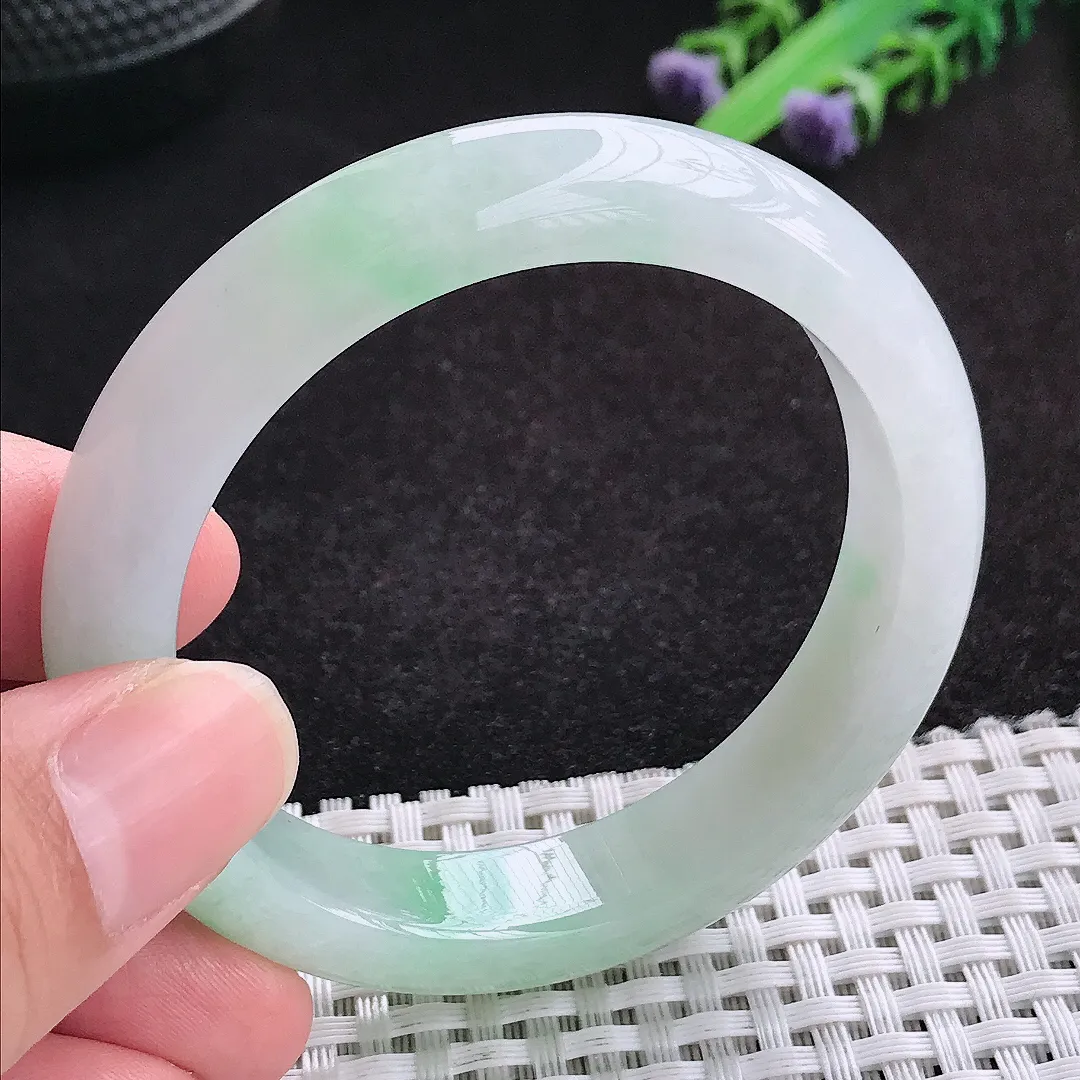 自然光51/11.4/8.2小圈口老坑精美冰润飘阳绿手镯天然翡翠玉镯女款百搭