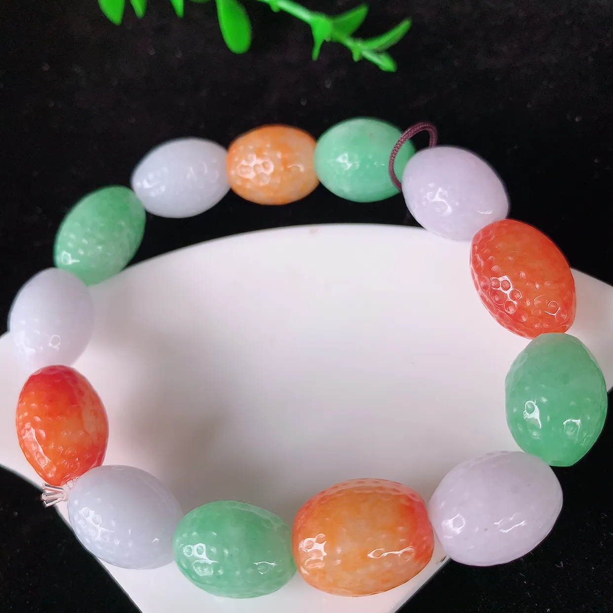 自然光实拍，冰润多宝翡翠核桃手链，路路通翡翠手串，花式飘逸，佩戴效果大方时尚！#46.19取一尺寸15-12