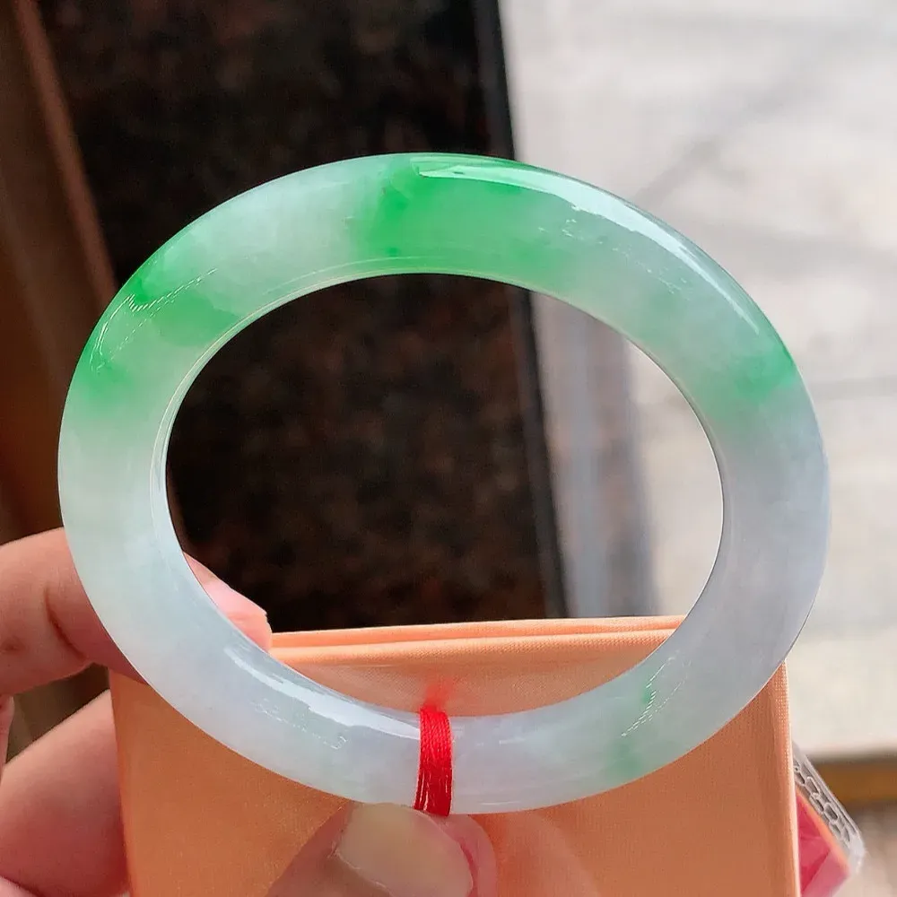 圆条高冰阳绿 微细纹 尺寸:54.9/10 种色兼备🥰🥰