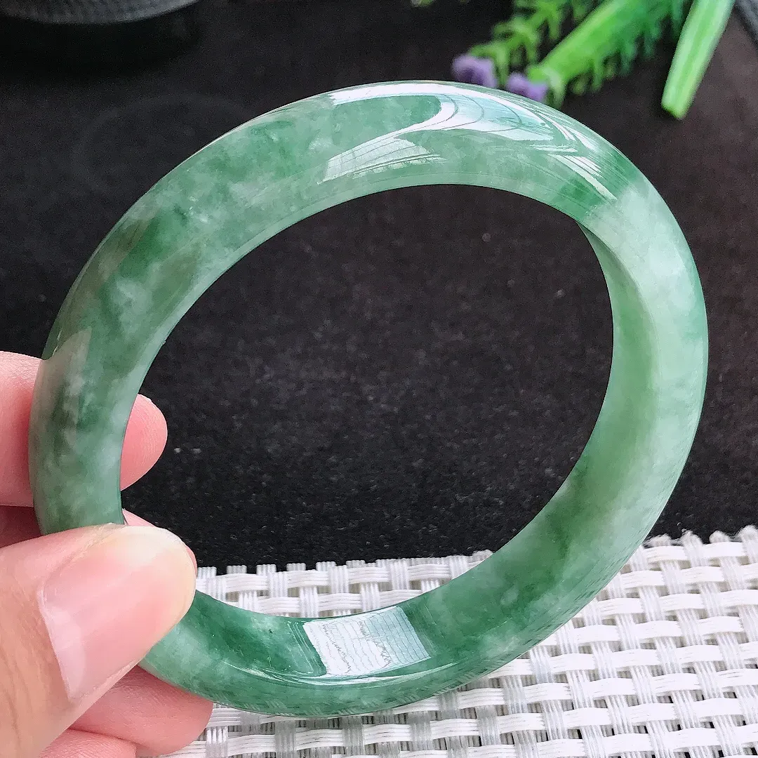 自然光61.5/13.4/8.4老坑温润满色油绿大圈口手镯天然翡翠玉镯女款百搭