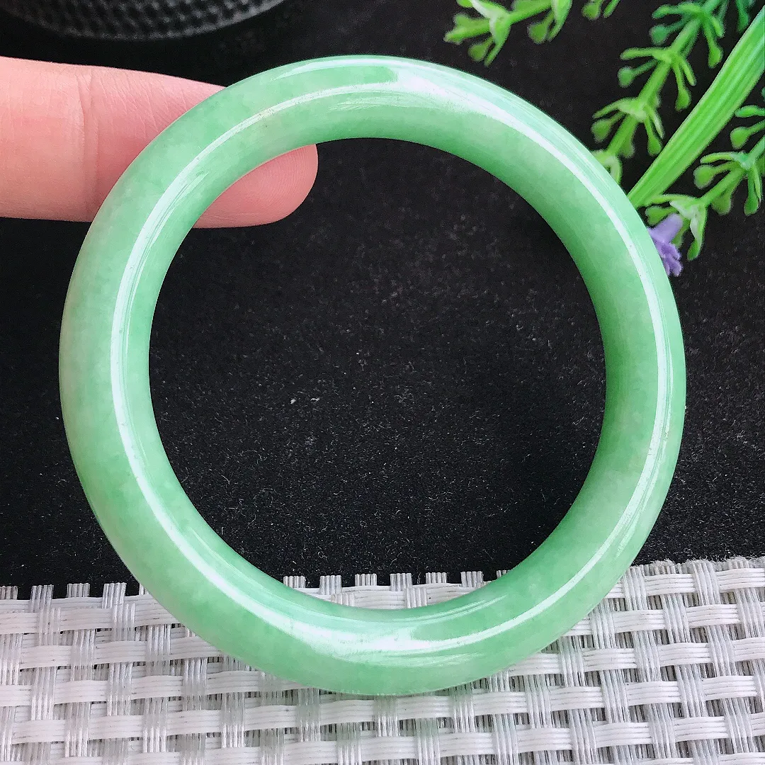 自然光51.5/9.2/8.8小圈口老坑精美温润满绿苹果绿圆条手镯天然翡翠玉镯女款百搭