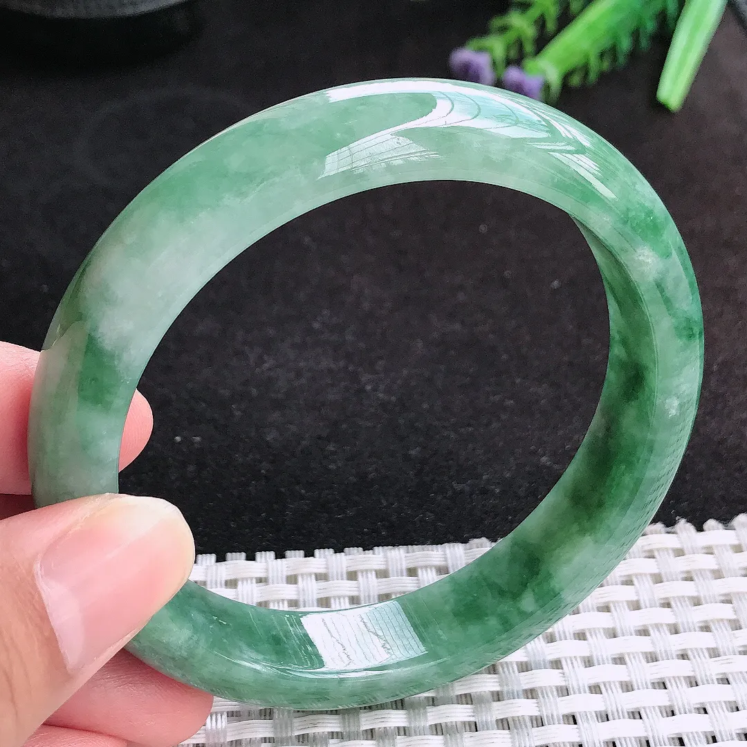 自然光61.5/13.4/8.4老坑温润满色油绿大圈口手镯天然翡翠玉镯女款百搭