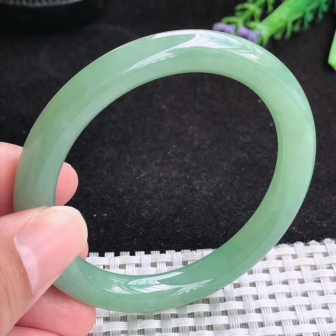 自然光54/8.6/8.8老坑冰胶水灵黄加绿圆条手镯天然翡翠玉镯女款百搭