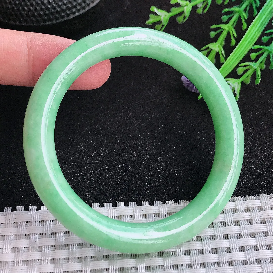 自然光51.5/9.2/8.8小圈口老坑精美温润满绿苹果绿圆条手镯天然翡翠玉镯女款百搭