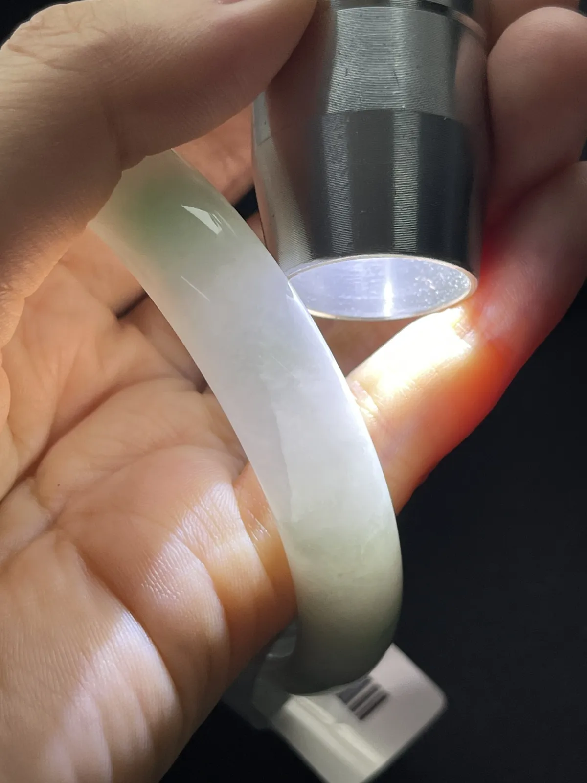 正圈55圈口，翡翠糯化种飘绿手镯