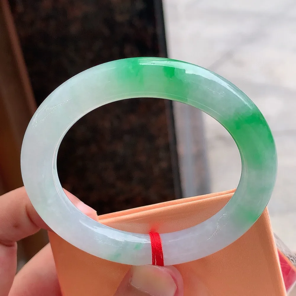 圆条高冰阳绿 微细纹 尺寸:54.9/10 种色兼备🥰🥰