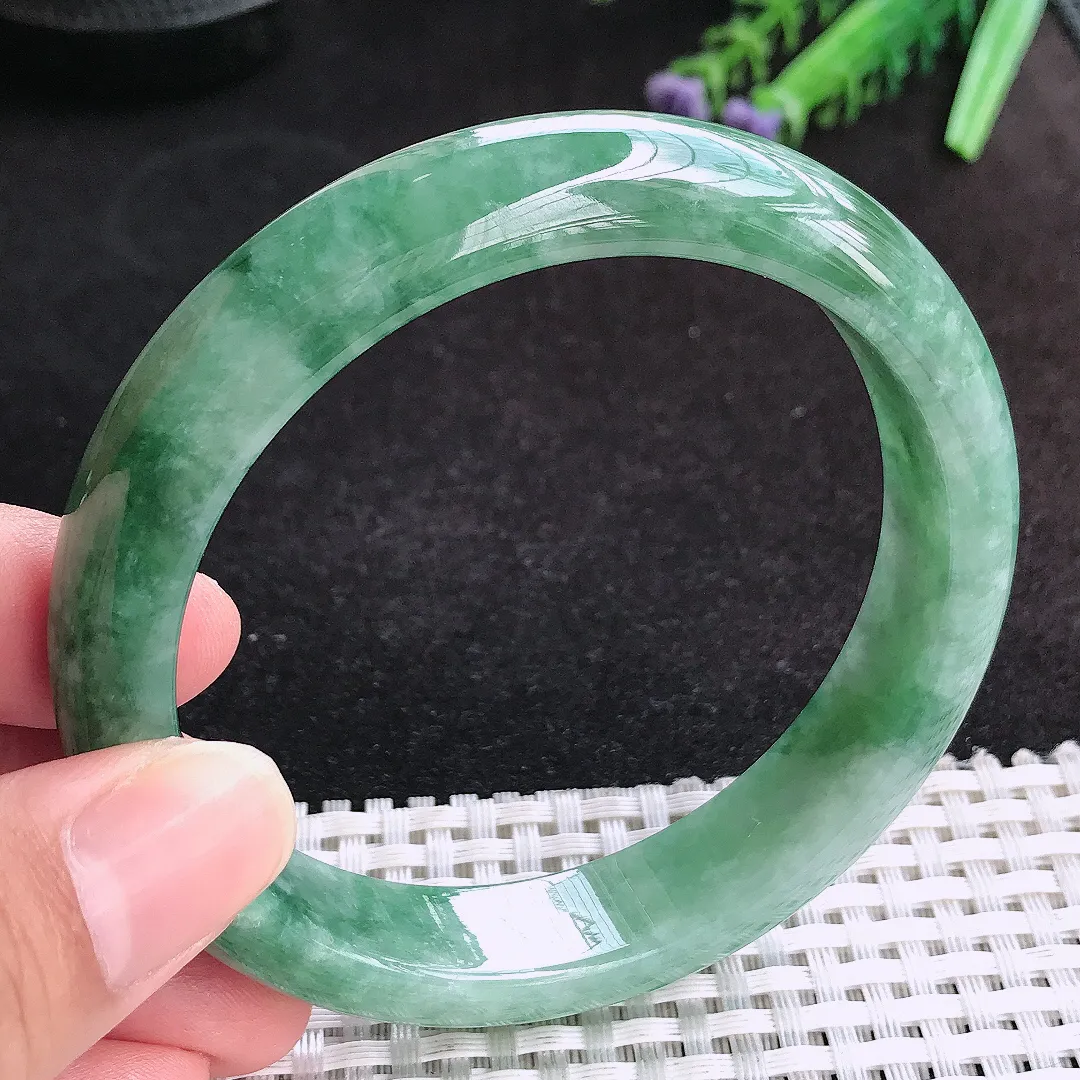 自然光61.5/13.4/8.4老坑温润满色油绿大圈口手镯天然翡翠玉镯女款百搭