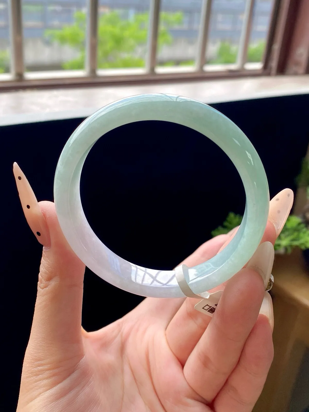 晴底果绿半山水正圈成品
⭕️58-12.5-7.2