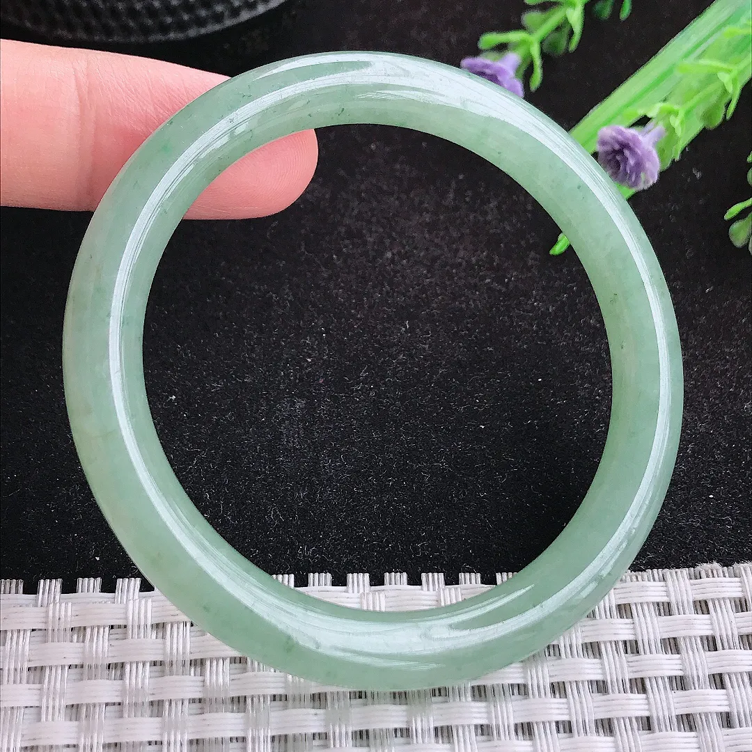 自然光52/8/7.8小圈口老坑冰润起胶冰晴绿圆条手镯天然翡翠玉镯女款