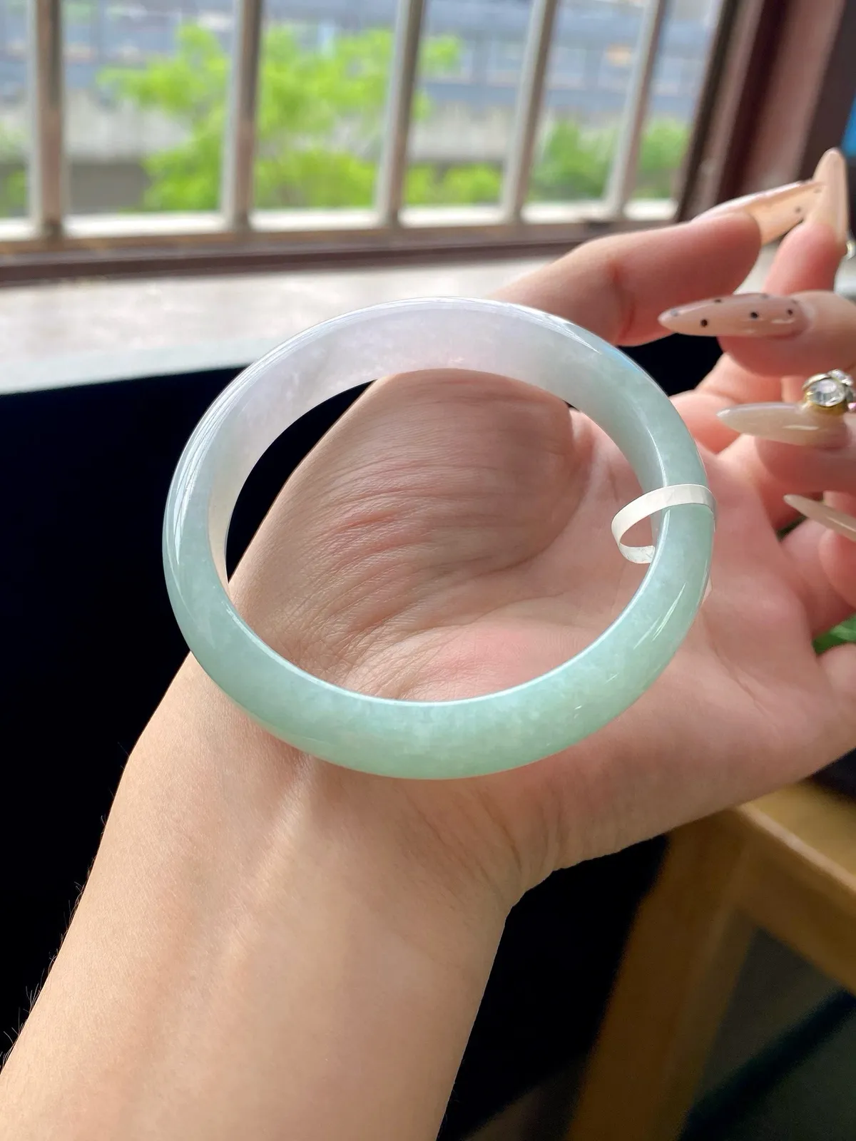 晴底果绿半山水正圈成品
⭕️58-12.5-7.2