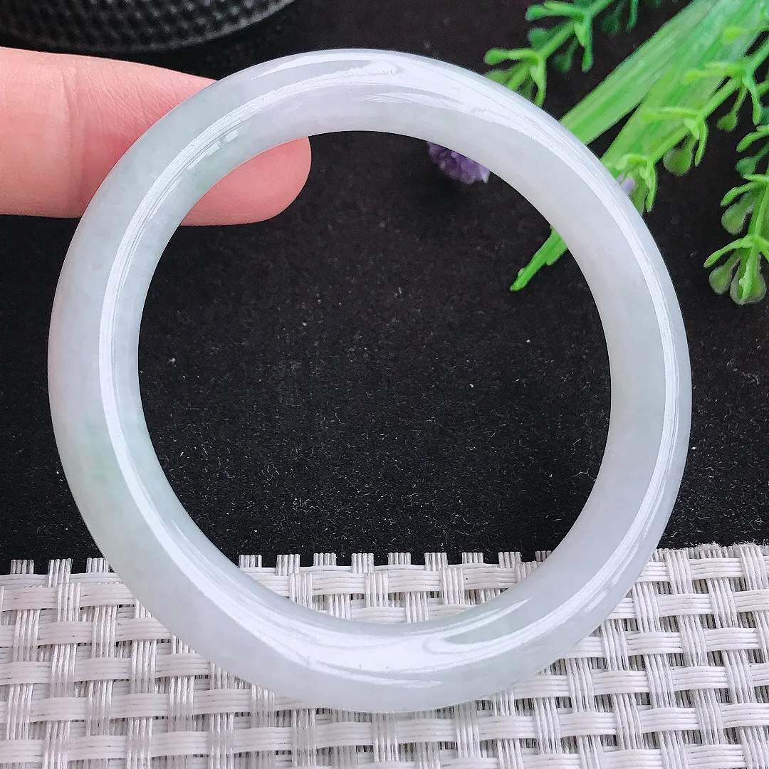 自然光52/8.6/8.7小圈口老坑秀气冰胶白净圆条手镯天然翡翠玉镯女款