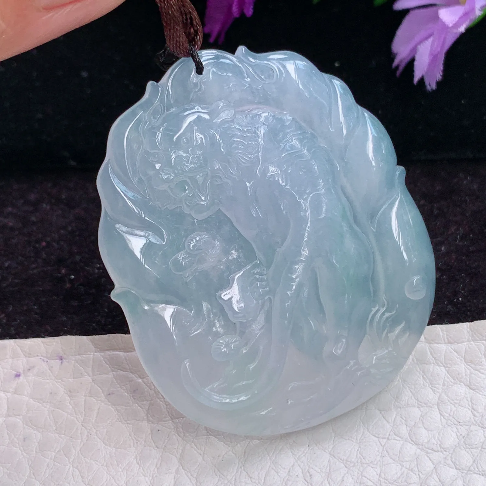 bg实拍51*42.3*6缅甸翡翠冰蓝紫生肖虎吊坠虎虎生威上山虎玉坠
