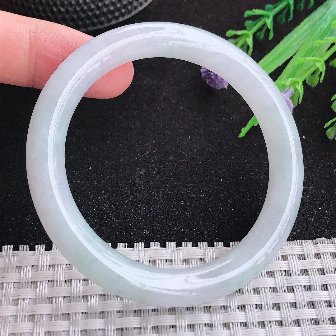 自然光52/8.6/8.7小圈口老坑秀气冰胶白净圆条手镯天然翡翠玉镯女款