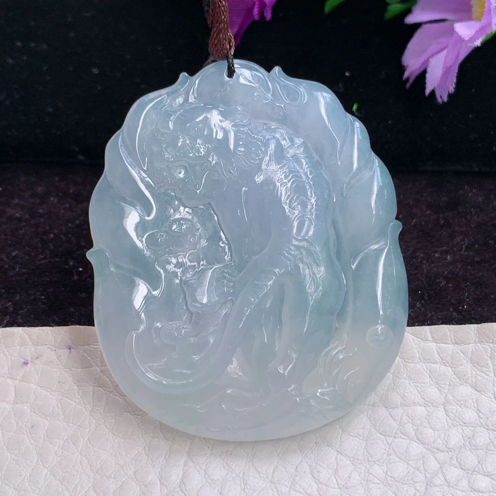 bg实拍51*42.3*6缅甸翡翠冰蓝紫生肖虎吊坠虎虎生威上山虎玉坠