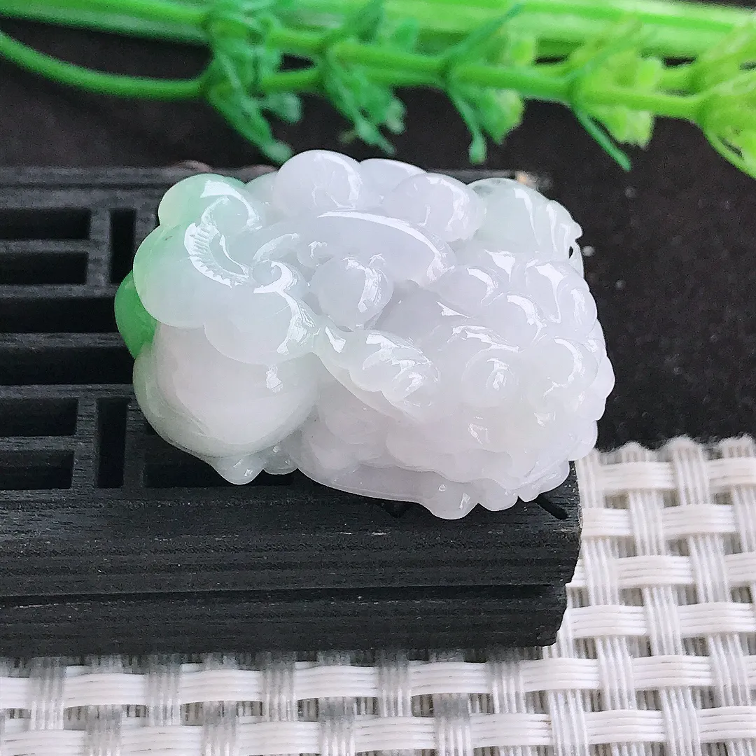 自然光34/22.5/15老坑秀气温润飘绿口含珠貔貅吊坠翡翠玉石挂件