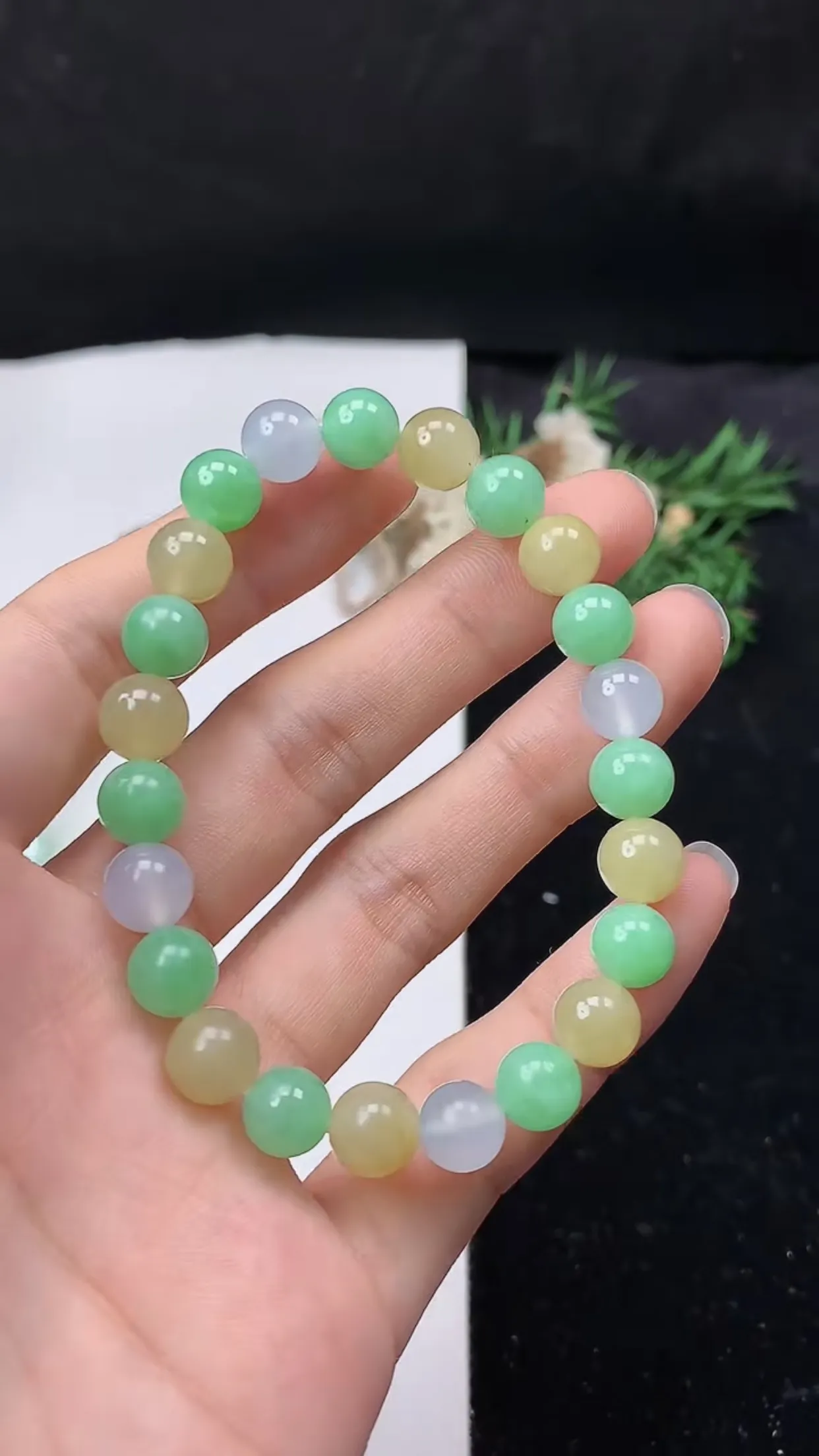 缅甸天然翡翠a货 老坑料起胶冰润 双彩黄加绿圆珠手串 手链  尺寸8mm  23颗  y   19.34