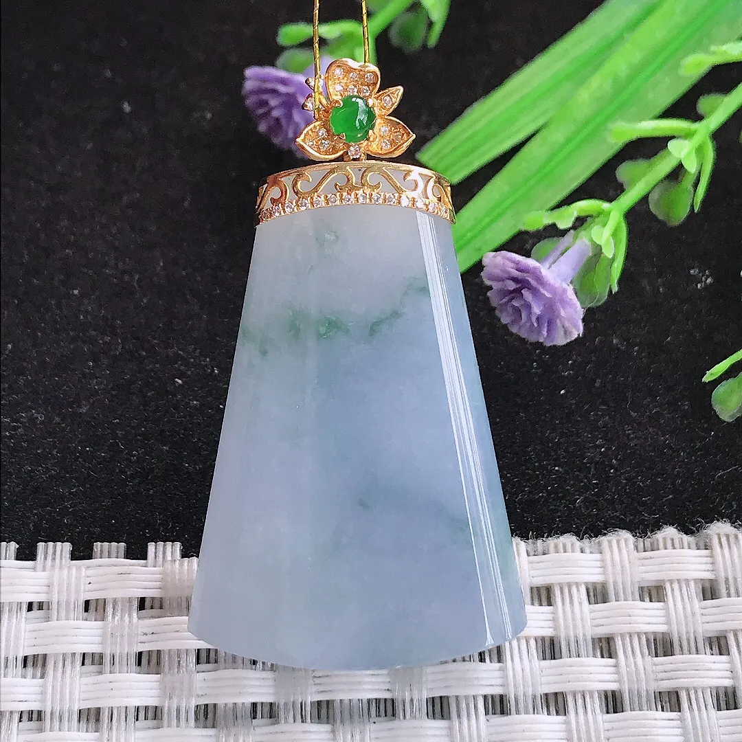 自然光35/24/6老坑18k金镶嵌薰衣草紫罗兰无事牌吊坠翡翠玉石挂件