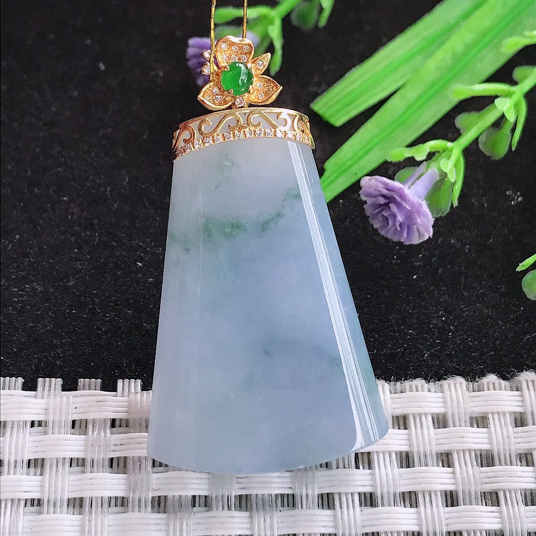 自然光35/24/6老坑18k金镶嵌薰衣草紫罗兰无事牌吊坠翡翠玉石挂件