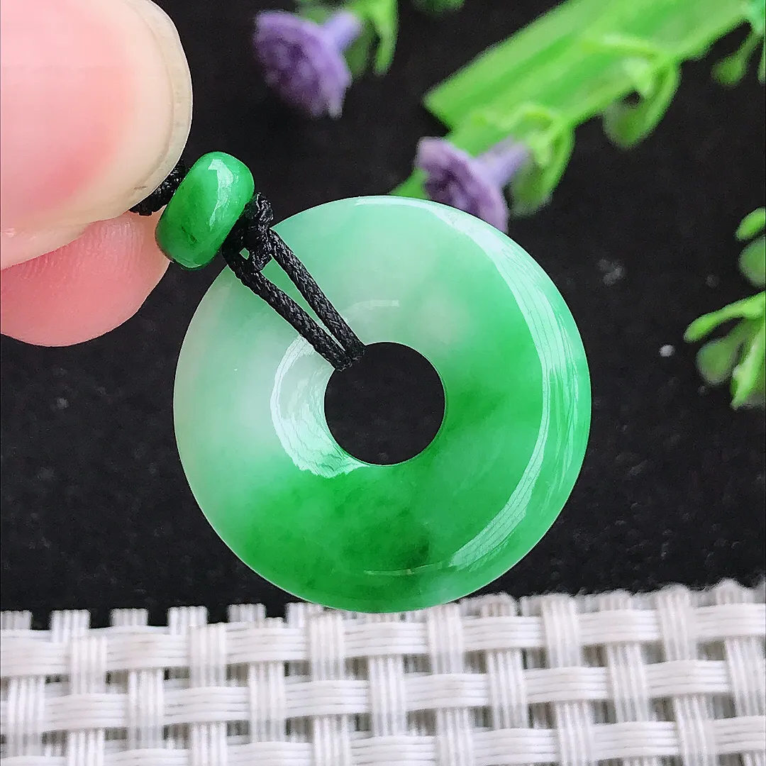自然光23.3/3.8老坑精美辣阳绿平安环玉扣吊坠翡翠玉石挂件
