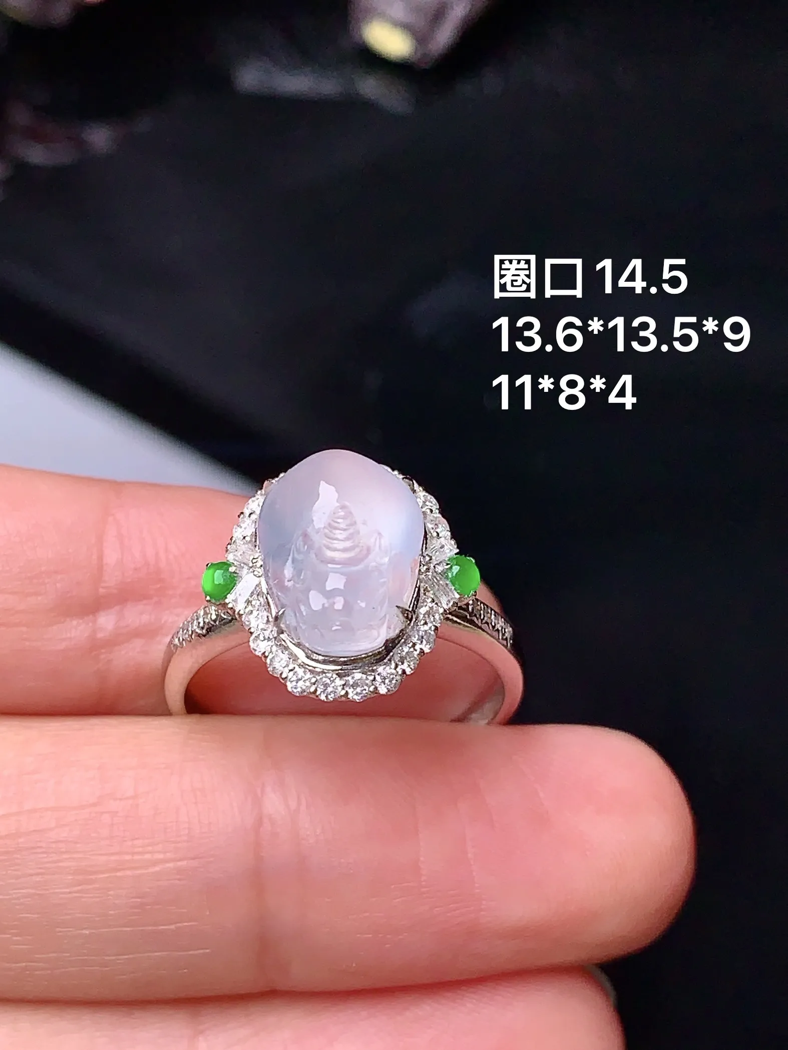 18k金钻镶嵌冰种貔貅戒指 玉质细腻 色泽清新艳丽 圈口14.5 整体尺寸13.6*13.5*9
