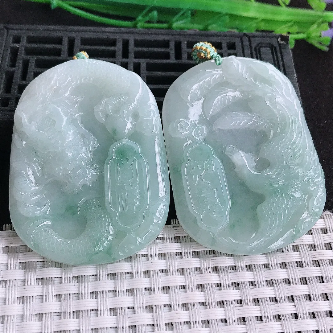 自然光51.2/38.6/5.6老坑精美温润飘花仿古龙凤牌吊坠一对翡翠玉石挂件
