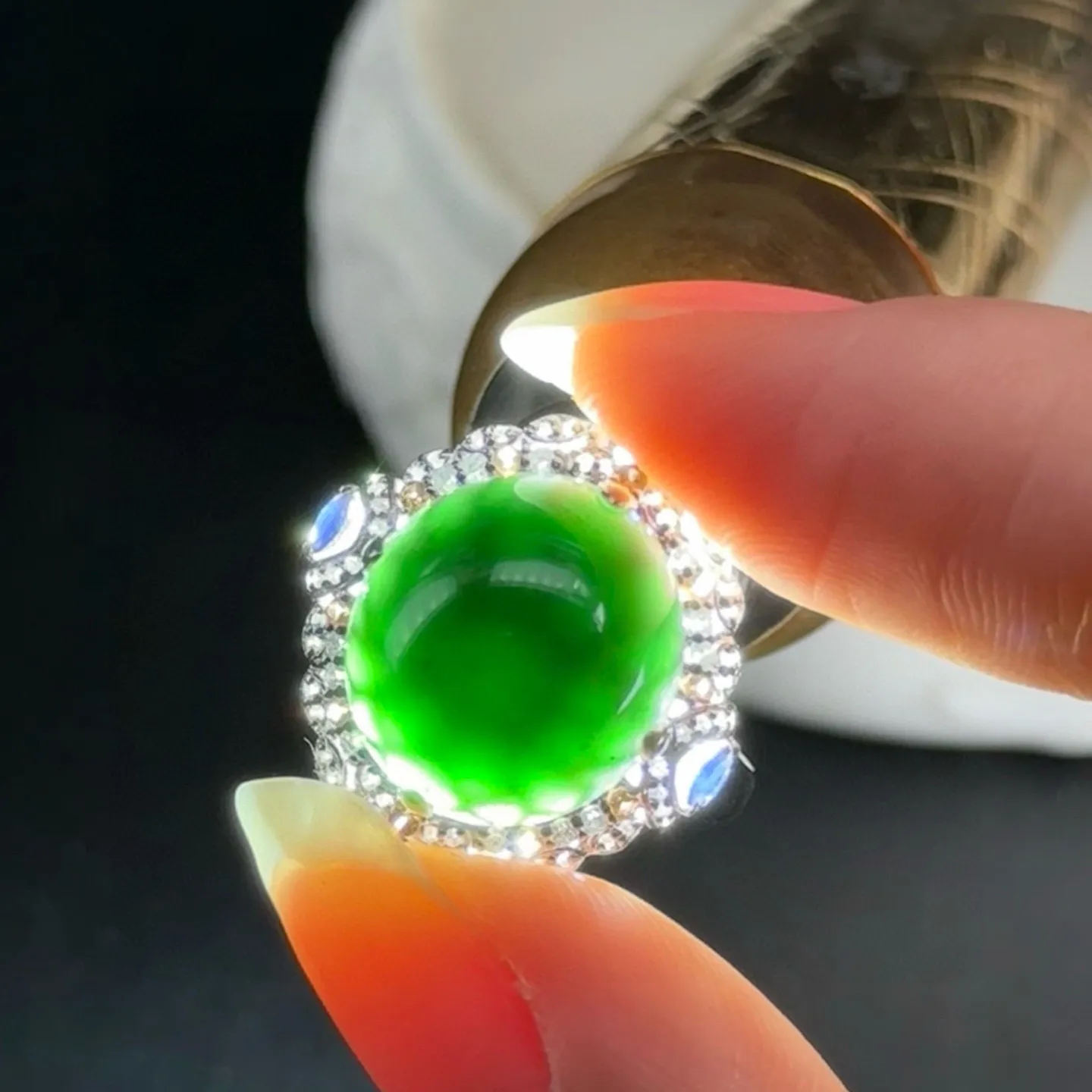 精品18k墨翠女戒 重金豪镶 打灯通透 油性十足 饱满大气 尺寸14.7
