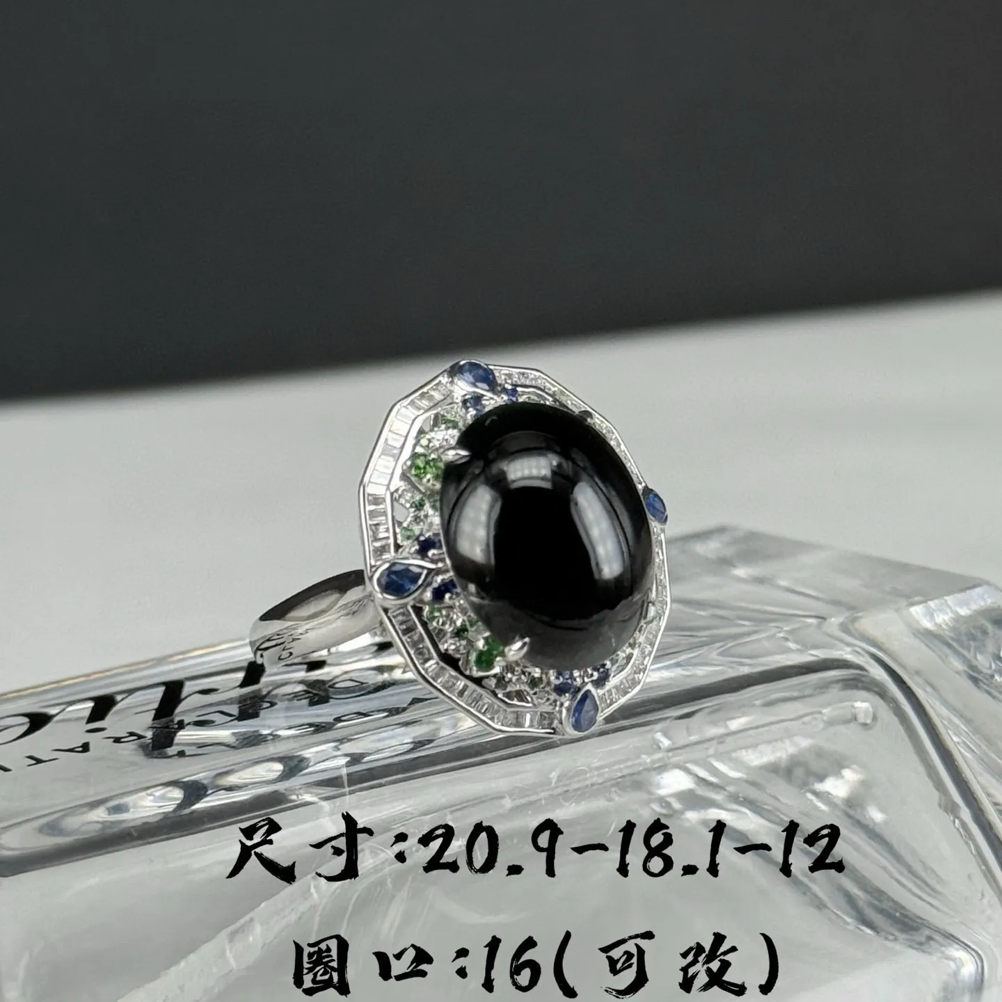 重金豪镶墨翠大女戒 种好色正 黑度极好 打灯通透 尺寸20.9