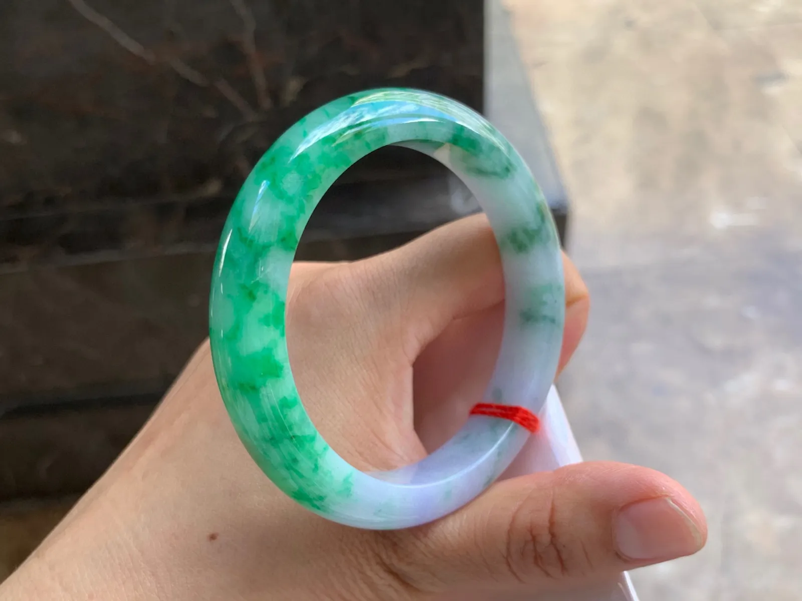 57-12-8.5mm
春彩手镯 颜色艳丽 上手漂亮