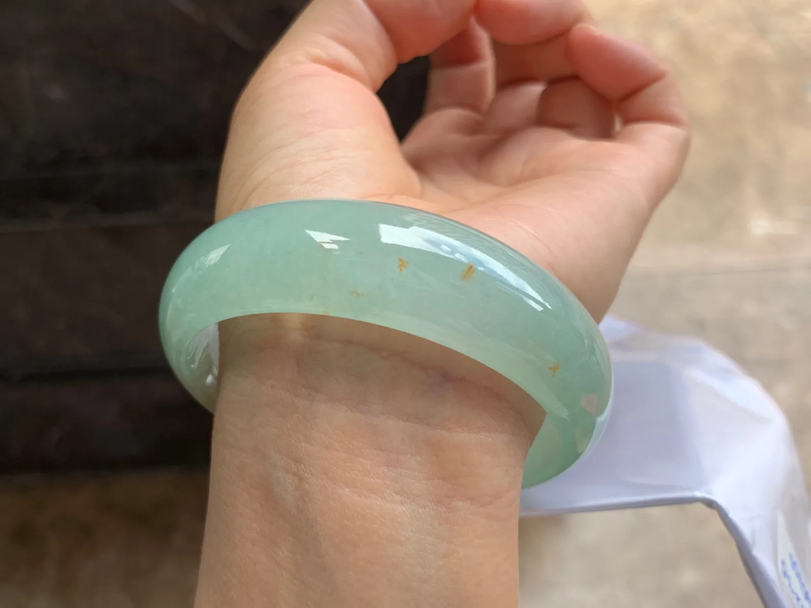 59-18-7.5mm
冰黄翡宽版轮胎手镯 种好水润 特色镯