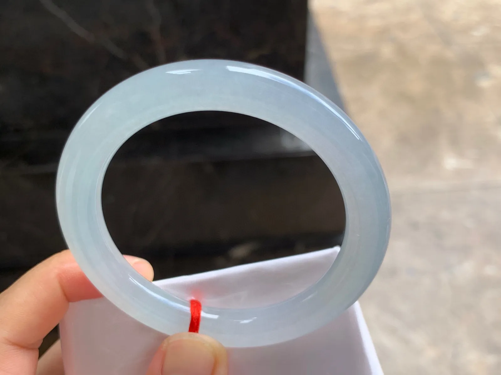 54-8.5-9.5mm
白冰圆条手镯 纯净白月光