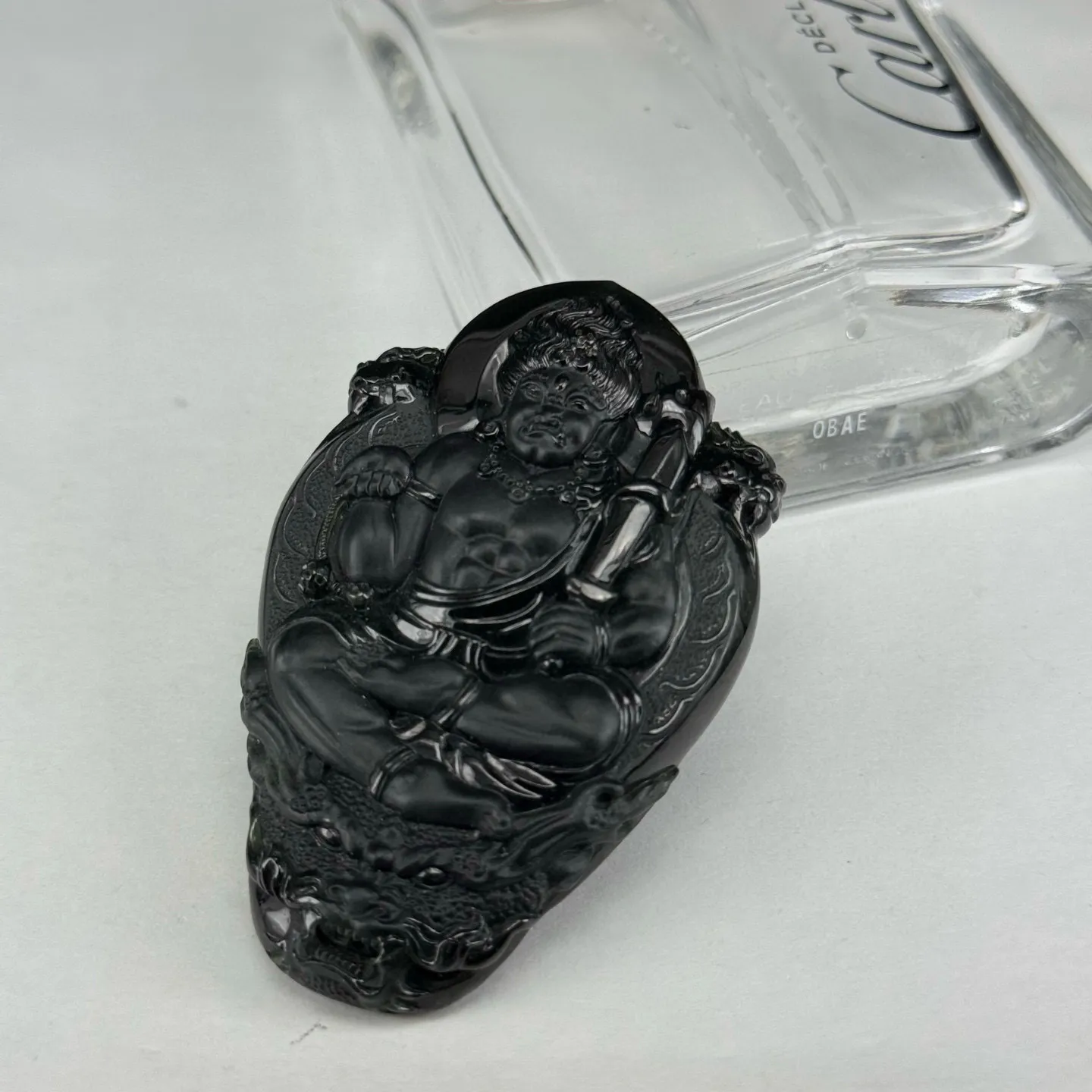 精品墨翠不动明王 种好色正 黑度极好 打灯通透 油性十足 尺寸64.4