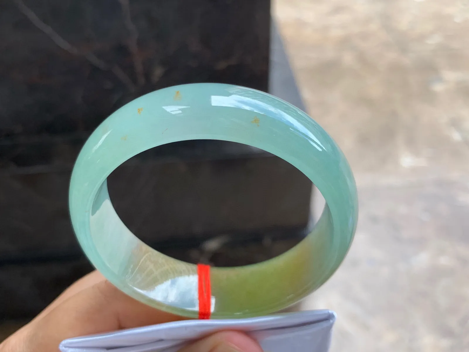 59-18-7.5mm
冰黄翡宽版轮胎手镯 种好水润 特色镯