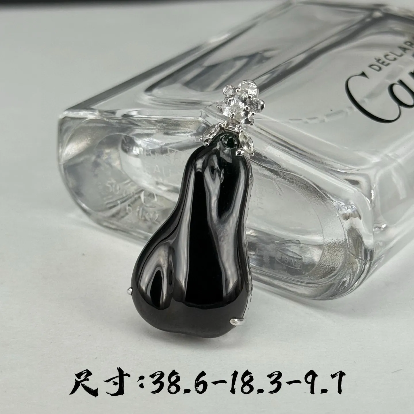 精品18k墨翠福瓜 种好色正 黑度极好 打灯通透 油性十足 尺寸38.6