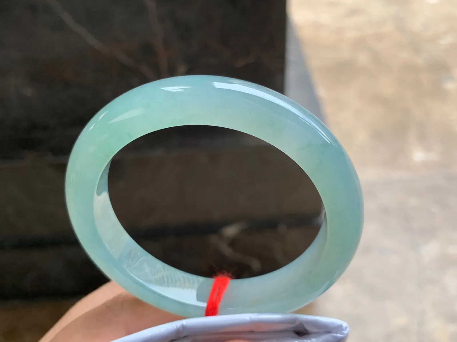 56-12-9mm
冰种晴水手镯 水润光泽 清爽