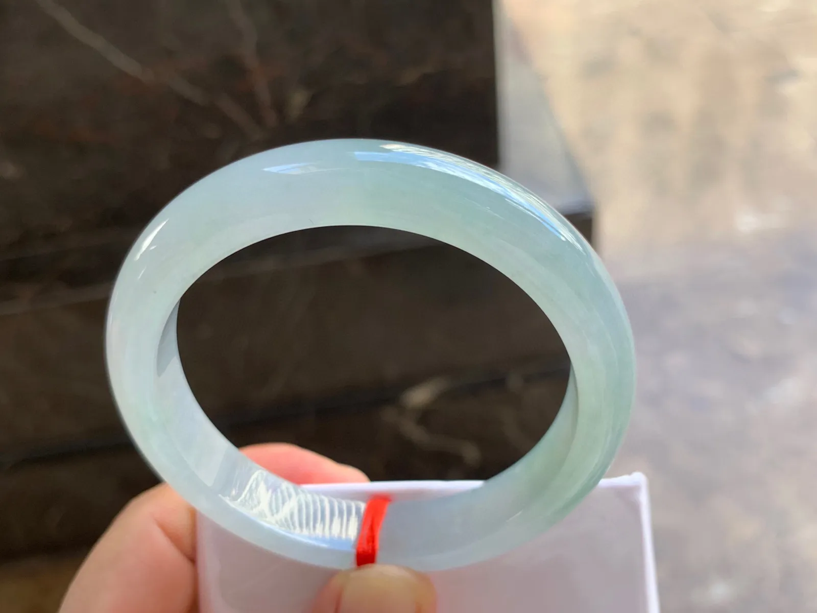 58-12-8mm
冰种晴底手镯 冰透莹润 干净清爽