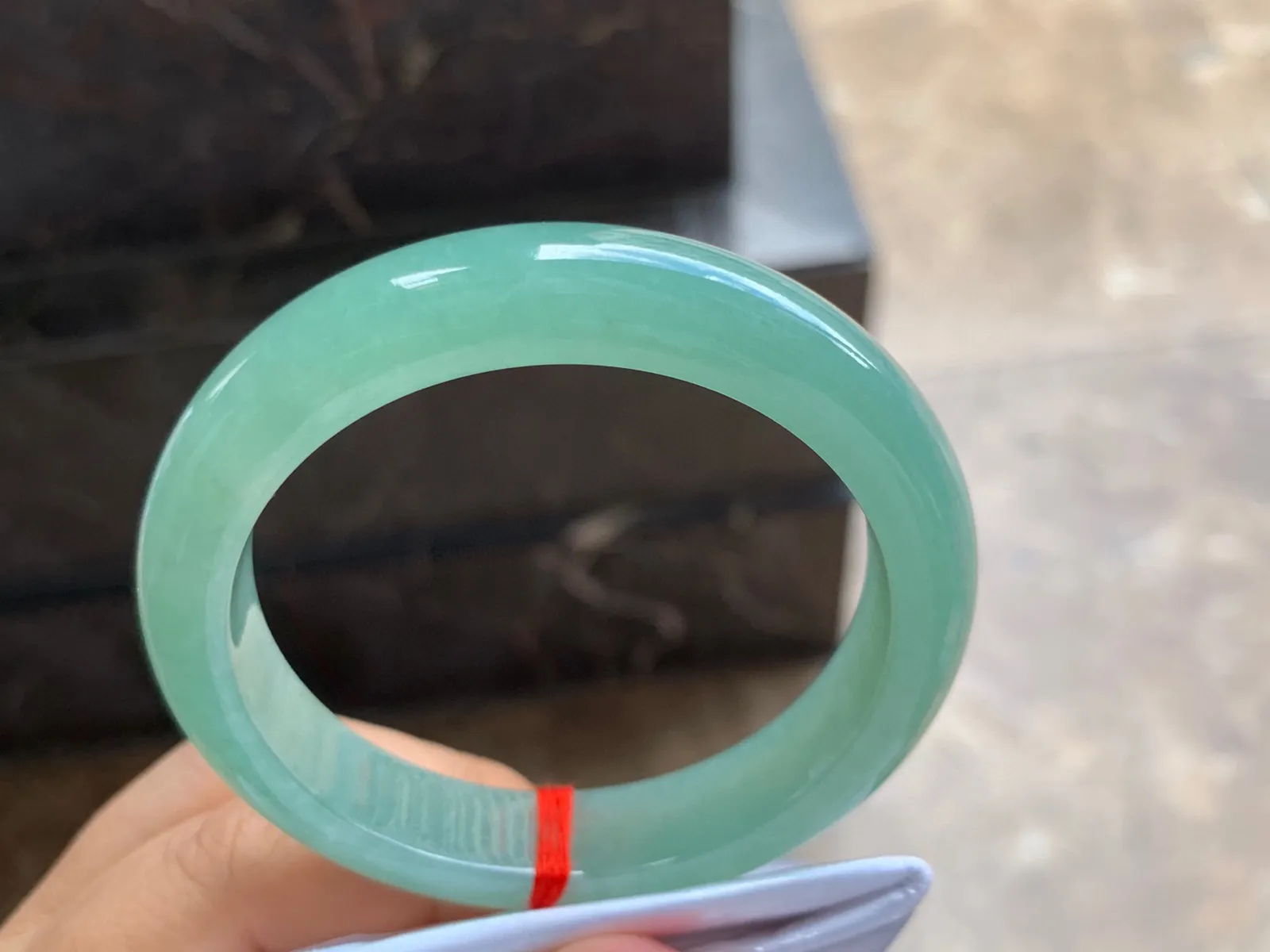 53-11-8mm
晴绿手镯 底子细腻 颜色漂亮