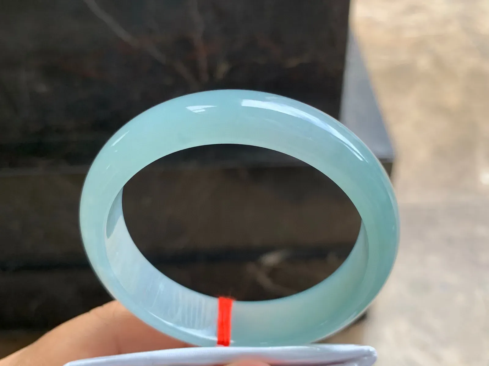 56.5-14.5-7.5mm
冰种晴水手镯 水润冰透 清新水润