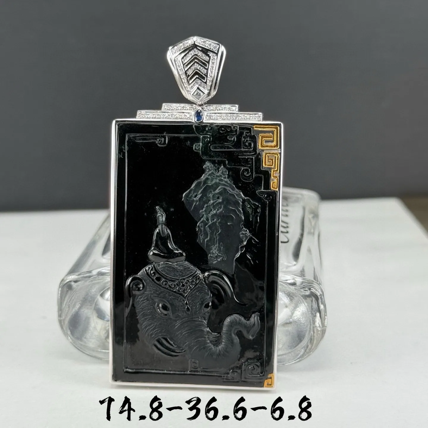 精品墨翠普贤菩萨 种好色正 黑度极好 打灯通透 油性十足 74.8
