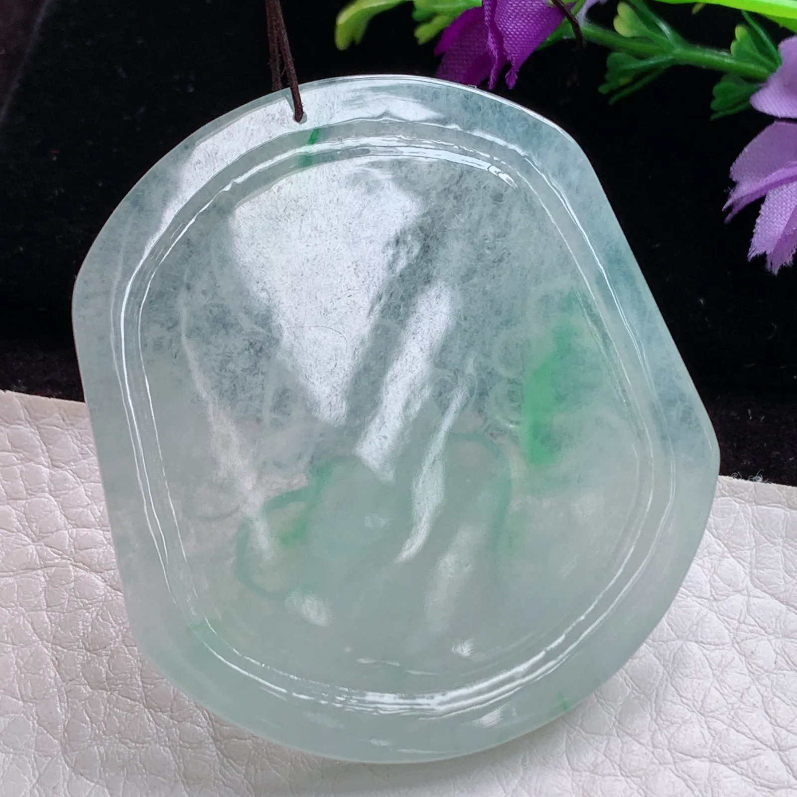 qj实拍54.8*50*4.5天然缅玉翡翠冰透自在观音菩萨吊坠持莲大势至观音