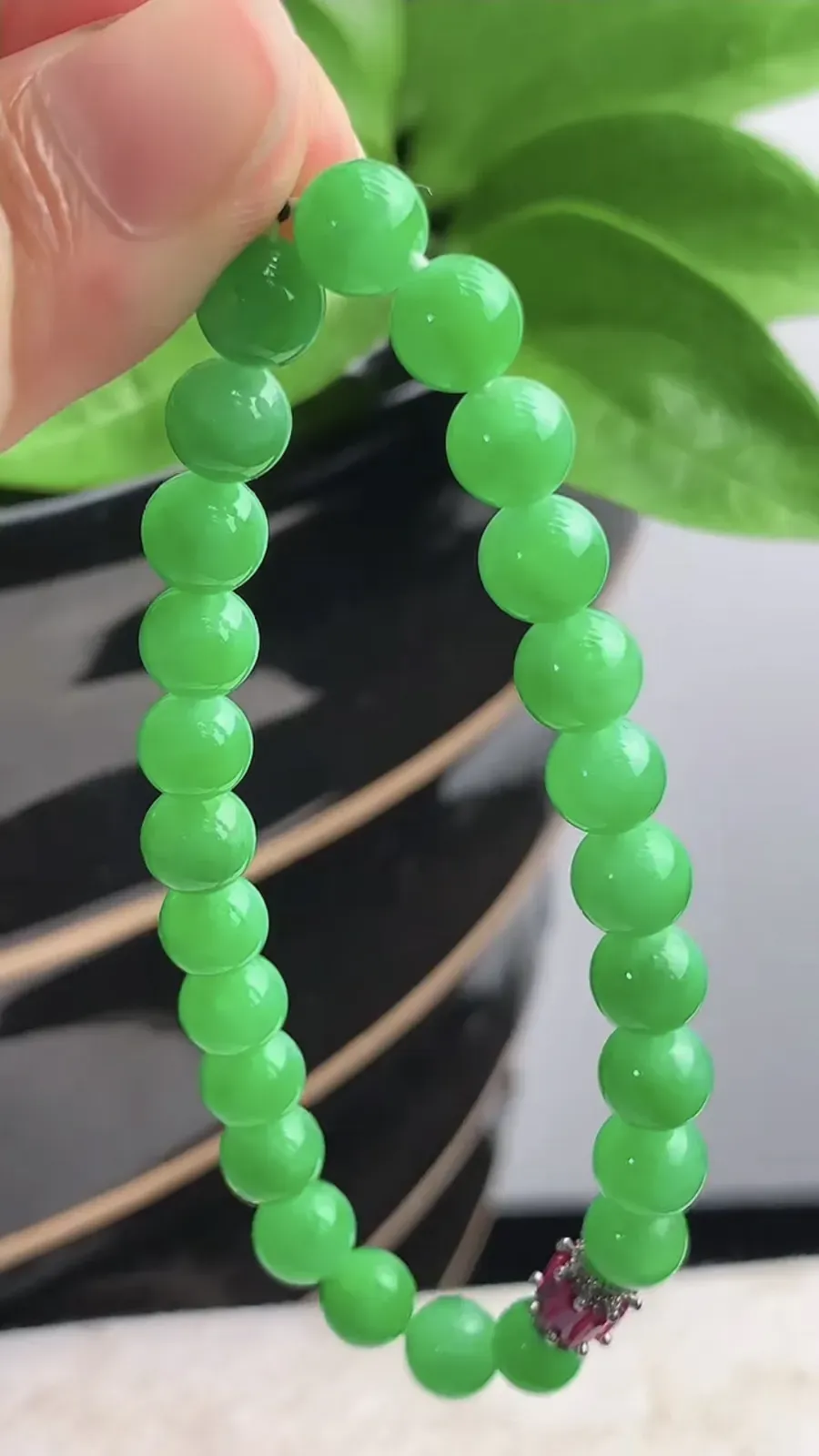 a货翡翠老坑种阳绿圆珠佛珠手串25颗 尺寸7mm 重量17.04g