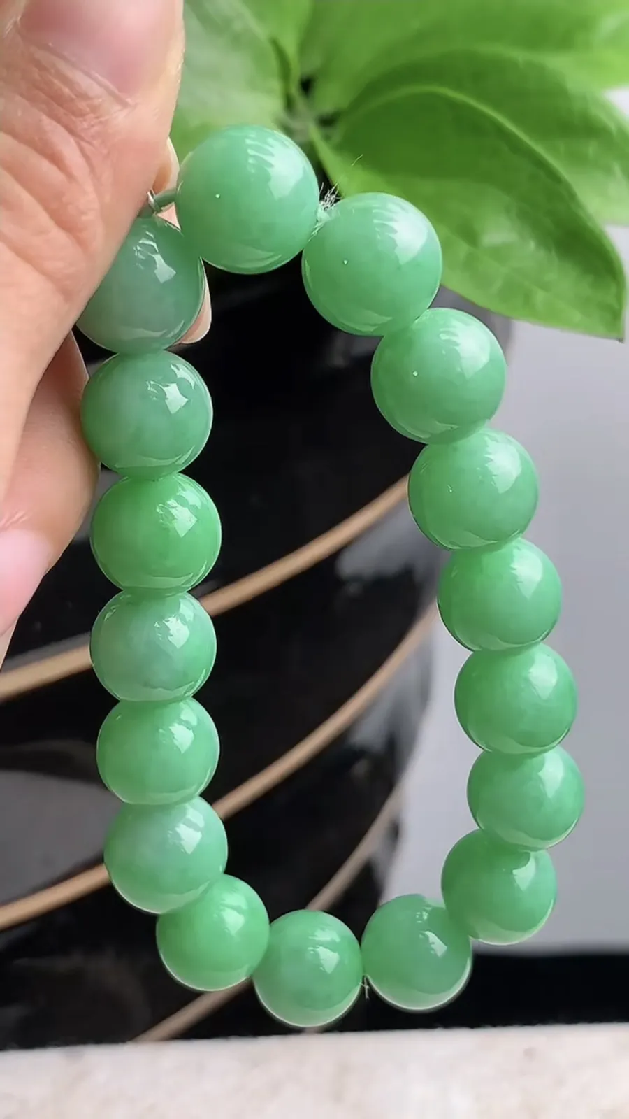 a货翡翠老坑种满绿圆珠佛珠手串17颗 尺寸12mm 重量53.17g