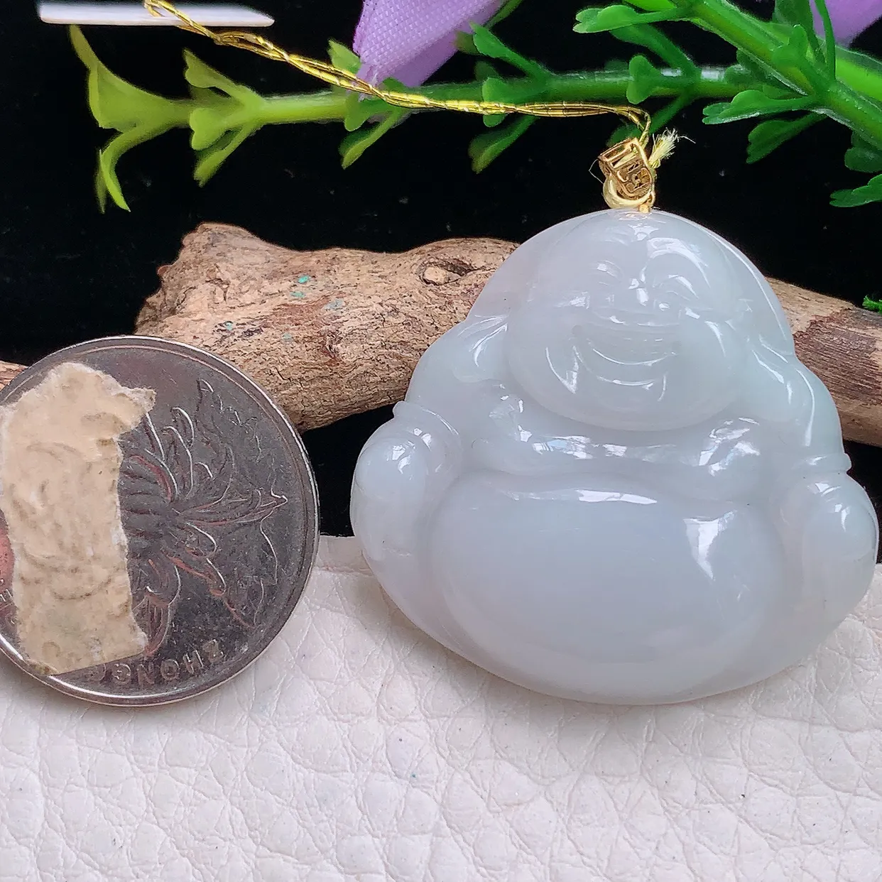gx实拍33.4*35.3*6缅甸翡翠精雕淡雅佛公 弥勒佛玉吊坠 玉挂件