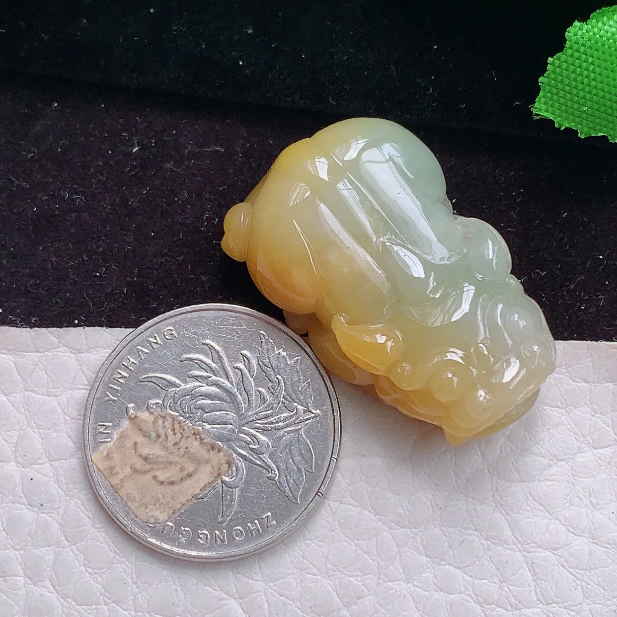 x54实拍34.4*21.5*13.6缅甸翡翠A货精雕飘冰黄招财貔貅玉吊坠 玉挂件