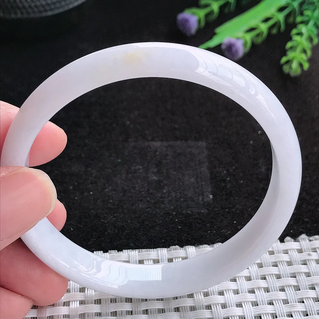 自然光59.5/10.5/6.3老坑秀气温润白月光手镯天然翡翠玉镯女款