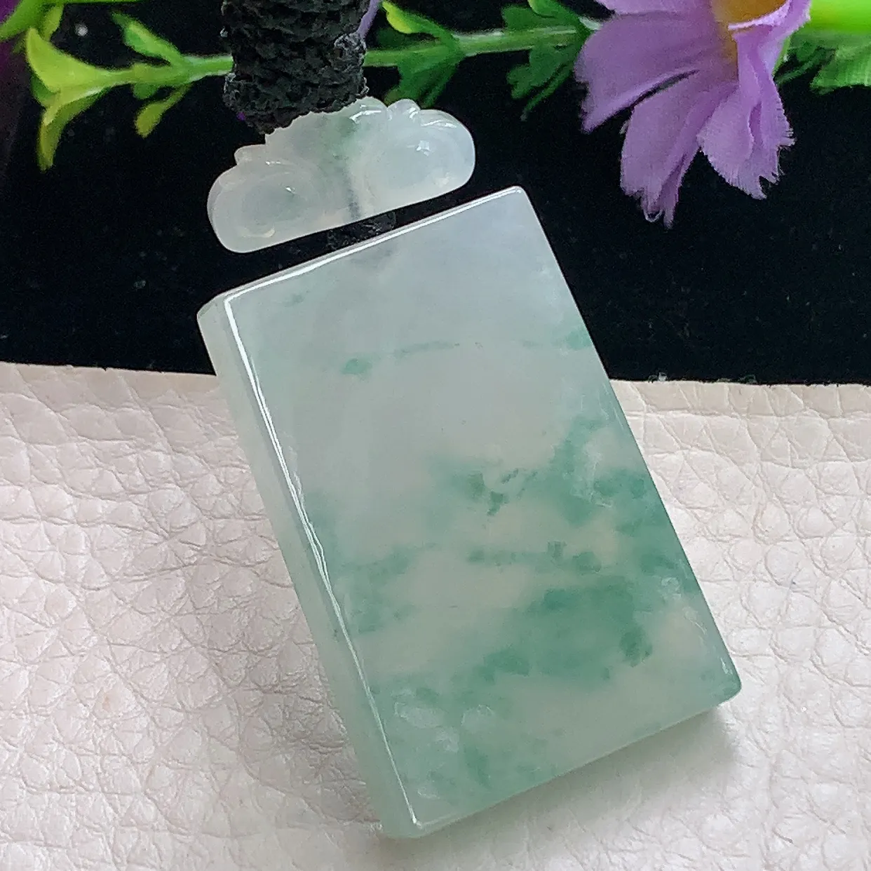 zzx实拍37.6*25.5*5.7缅甸翡翠精雕冰飘花平安无事牌 素面牌玉吊坠