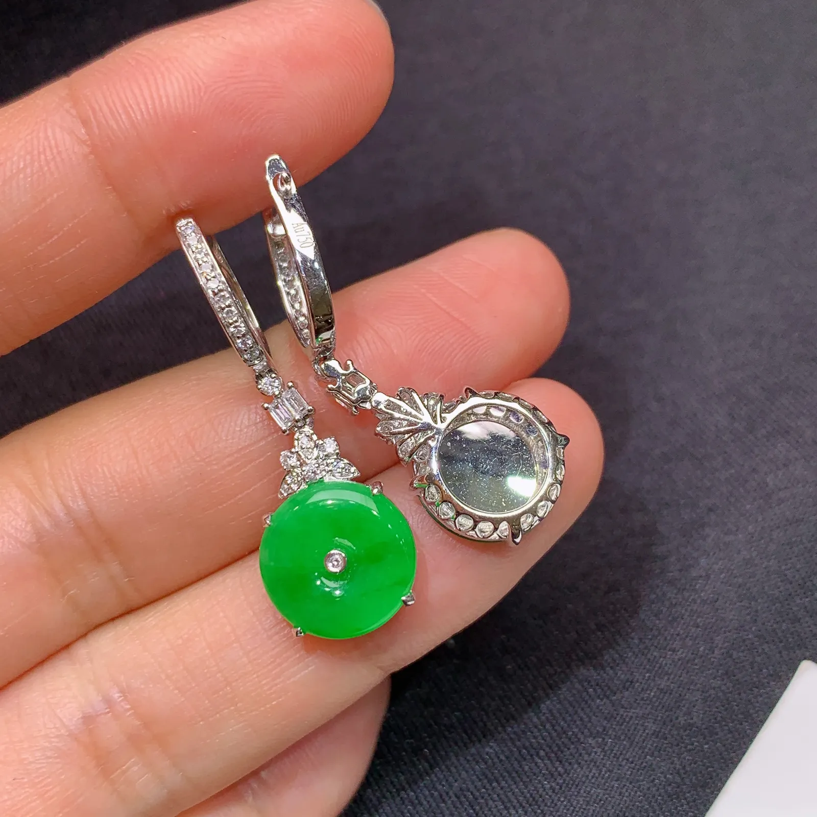 冰阳绿平安扣耳坠，18k金镶嵌，简约时尚，冰润色阳，种水足，Zhe 裸石10.6*2