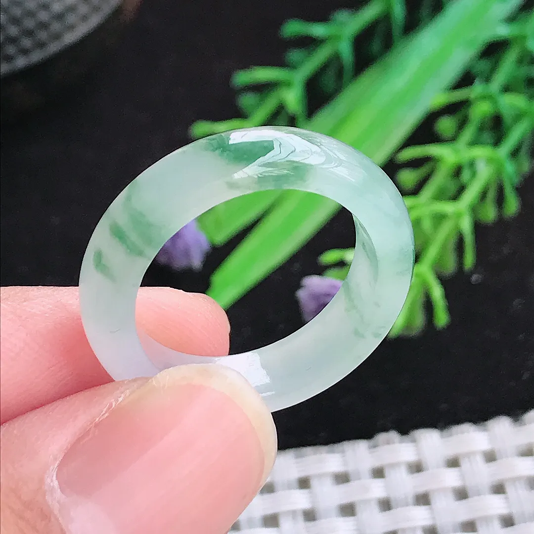 自然光18.6/5.8/4老坑冰种果冻飘花指环戒指翡翠玉石