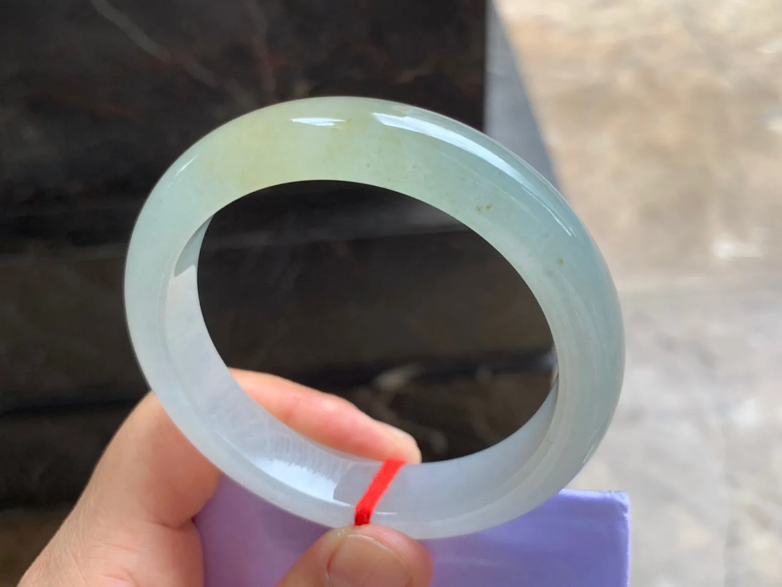 56-12.5-8mm
冰种黄翡手镯 水润光泽 颜色漂亮