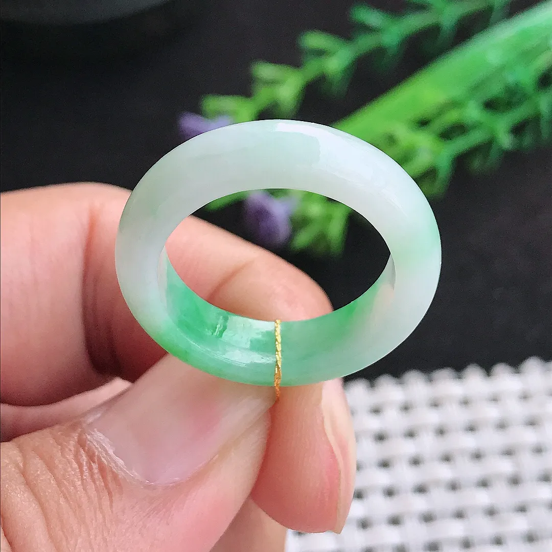 自然光18.8/6/4老坑秀气冰润飘阳绿指环戒指翡翠玉石